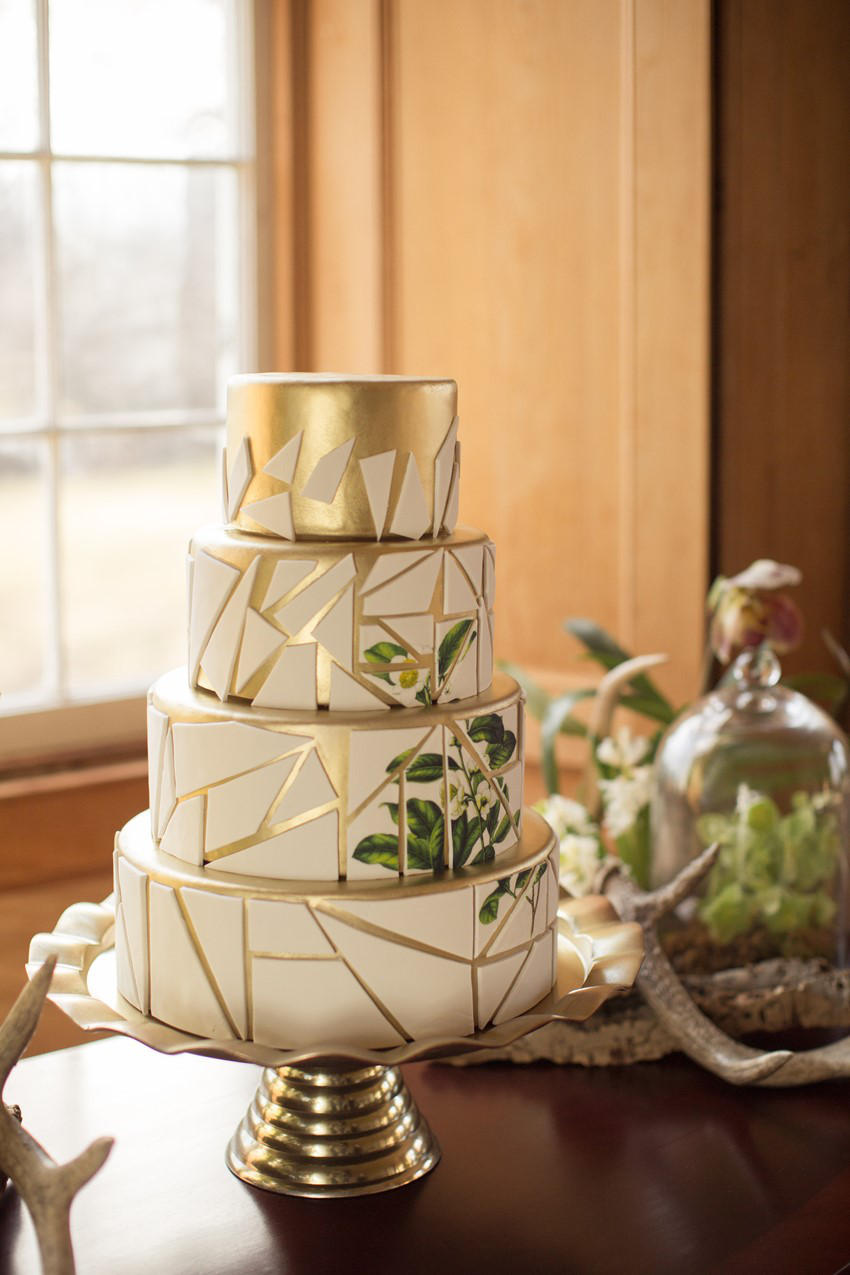 gold and ivory geometric mosaic wedding cake